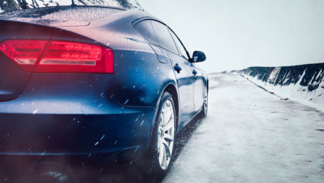 Zbliża się zima, jak zabezpieczyć przed nią samochód - Blog - kapitan-laweta.pl